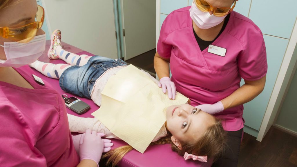Emergency childrens dentist in London